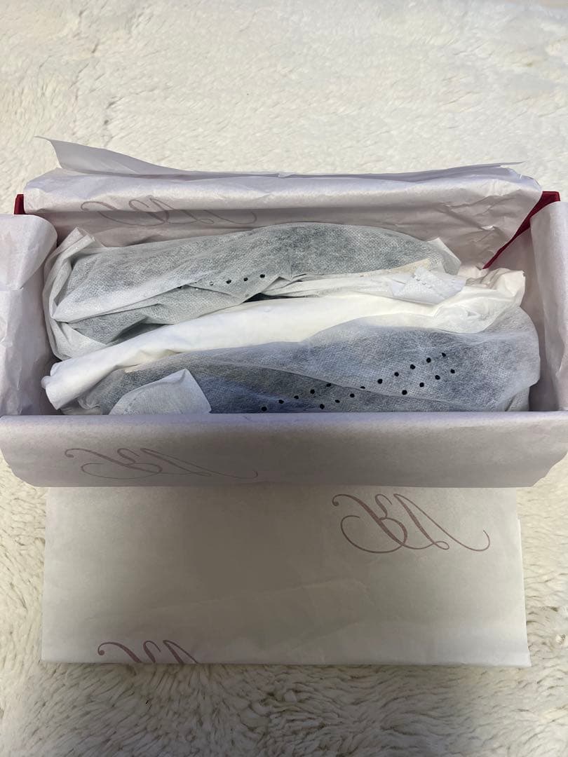 Roger Vivier トランペット　パテントレザー　バレリーナ　フラット