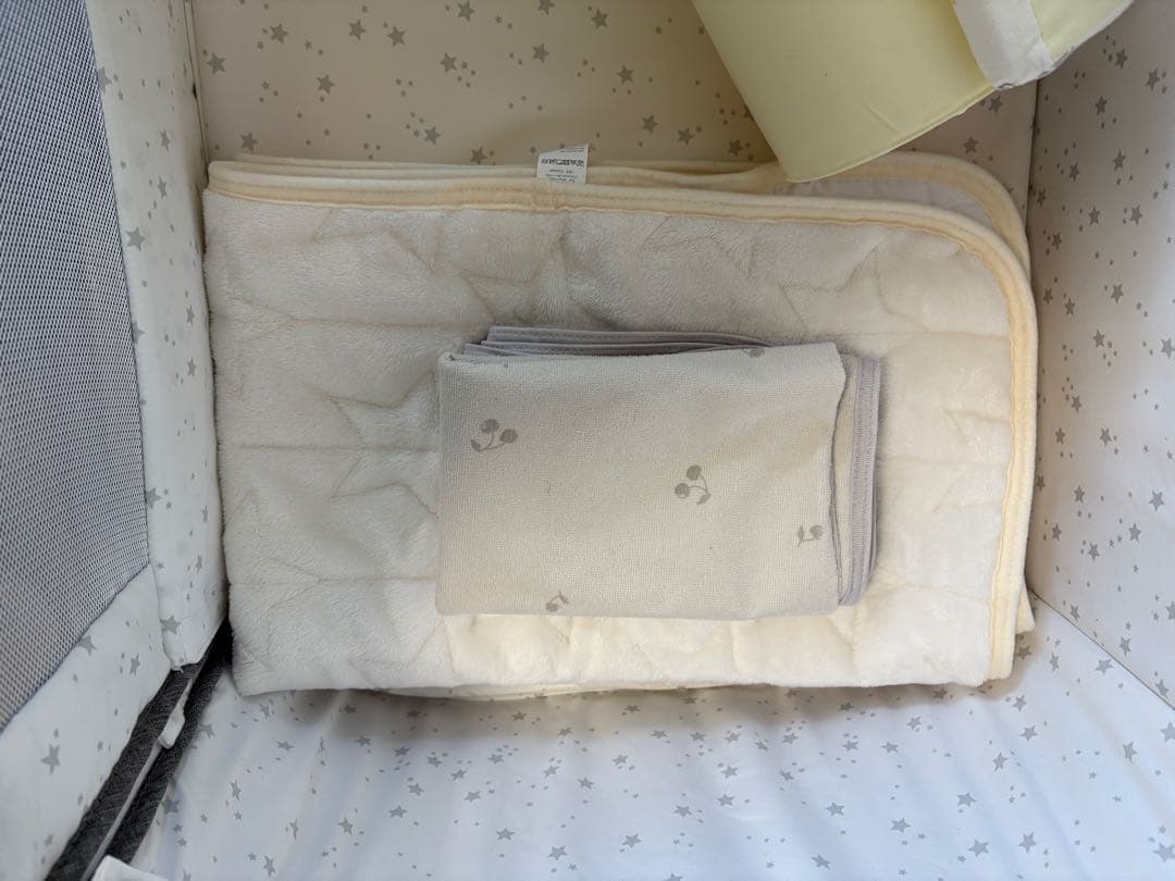 HZDMJ ベビーベッド 折りたたみ　グレー