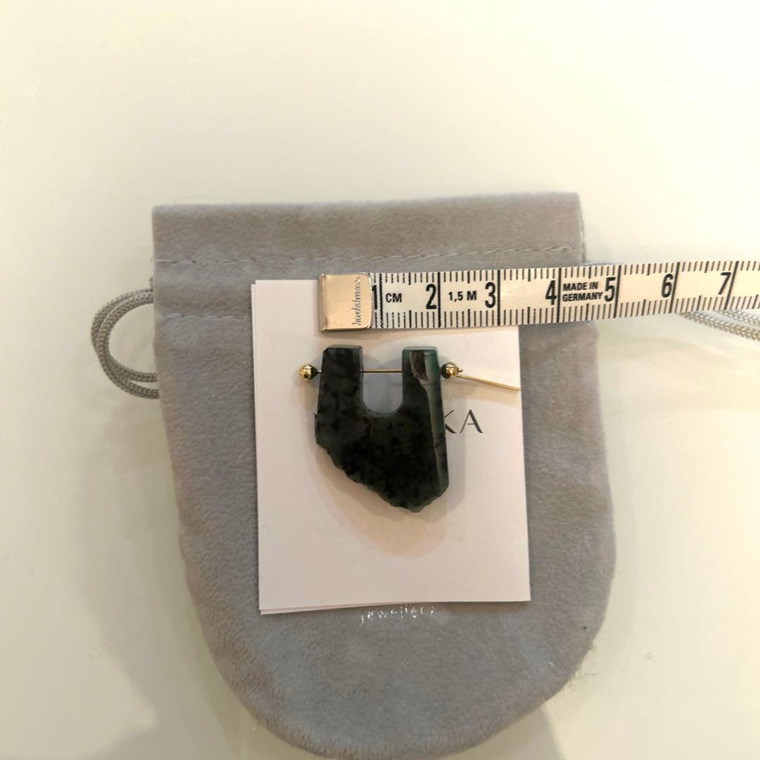 MONAKAjewellery ロックピアスエメラルド(片耳用)