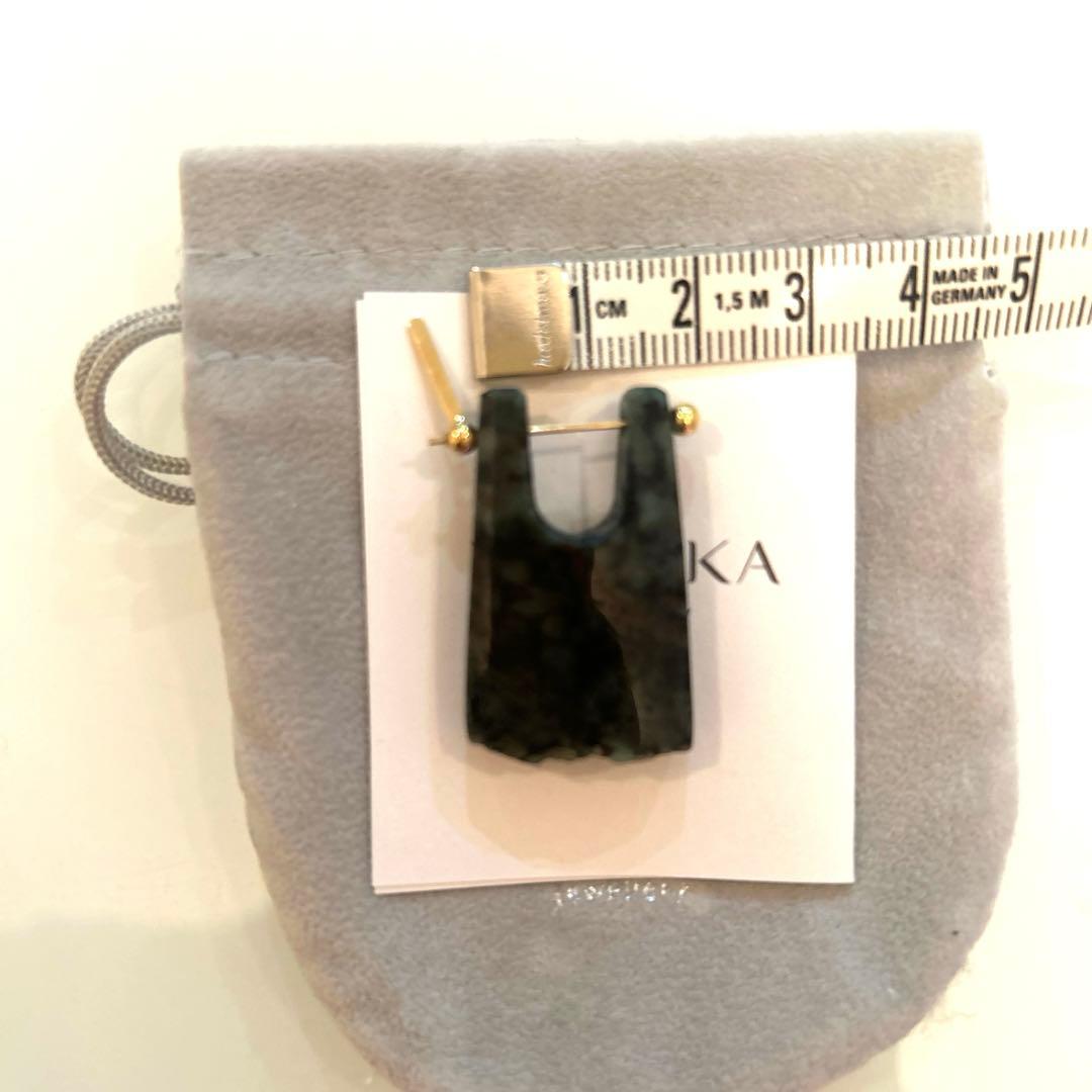 MONAKAjewellery ロックピアスエメラルド(片耳用)