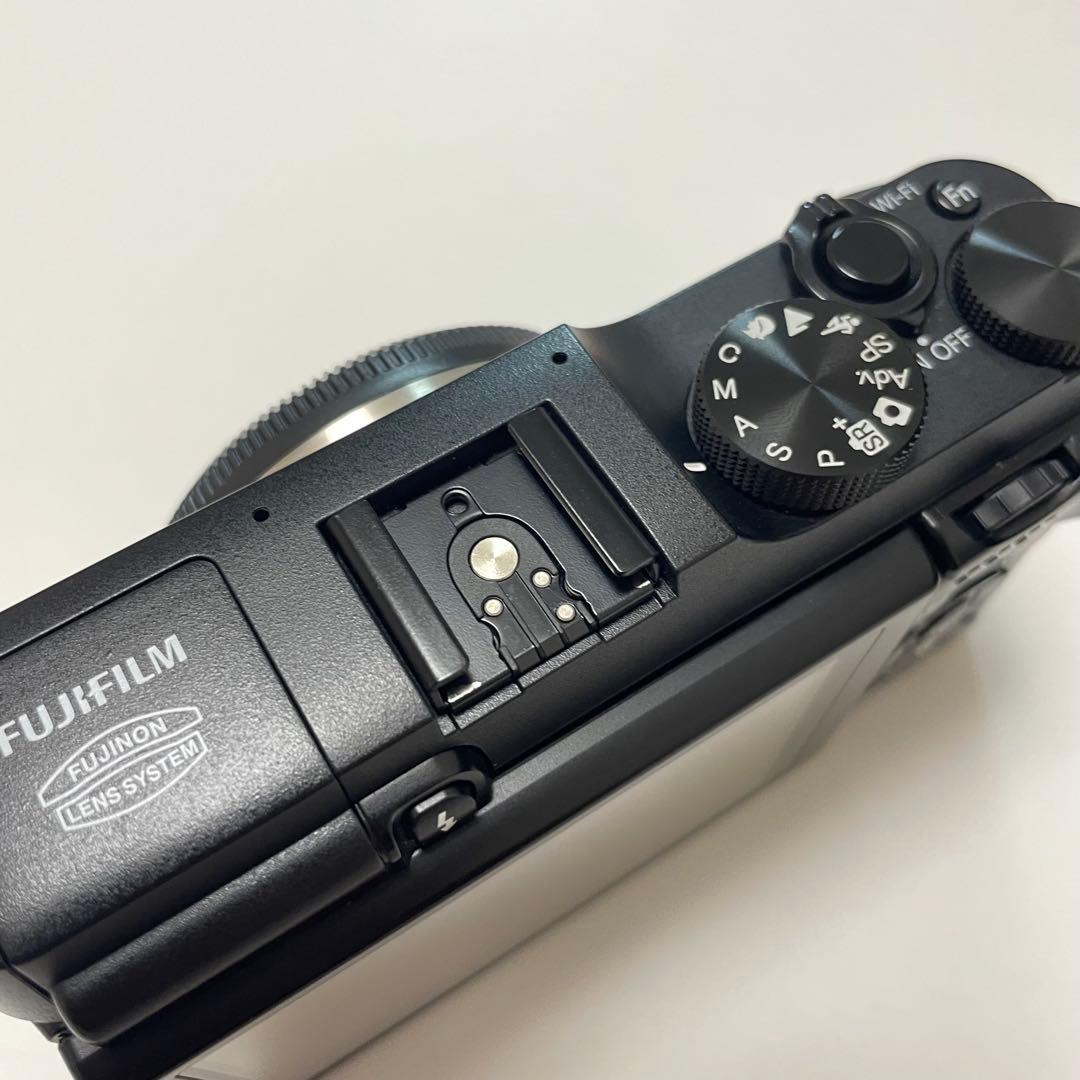 【 美品 】FUJIFILM X-M1 ブラック フジフィルム