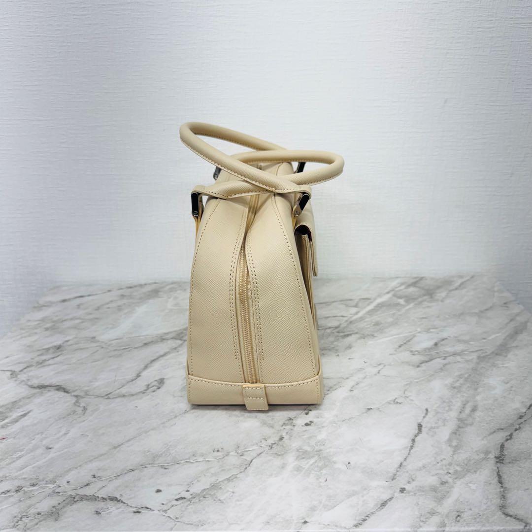 ✨BURBERRY✨バーバリー✨サファイアーノ✨レザー✨ベージュ✨ハンドバッグ✨