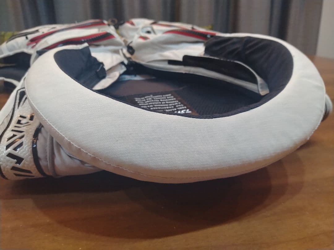 DAIWA ダイワ フローティング ベスト ジャケット 2012年製 ホワイト