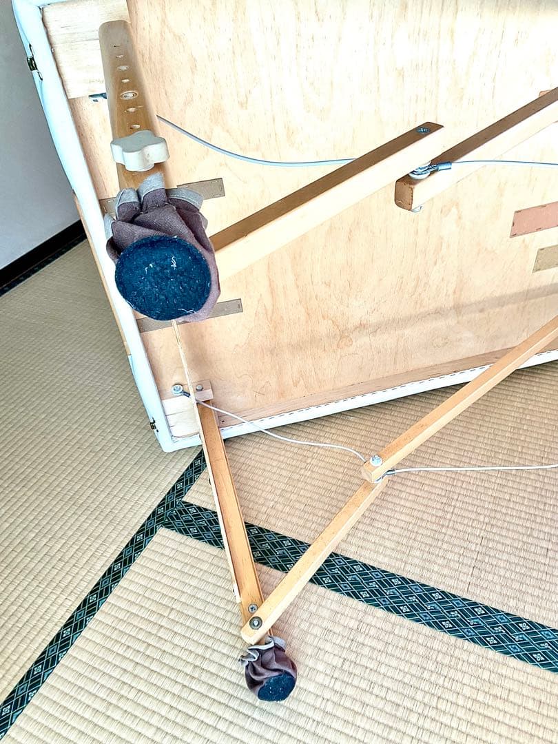 Inner Strength massage インナーストレングステーブルベッド