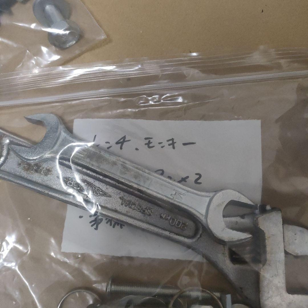 STEADY懸垂マシン　チンニング　ぶら下がり健康機耐荷重150kg　送料込み