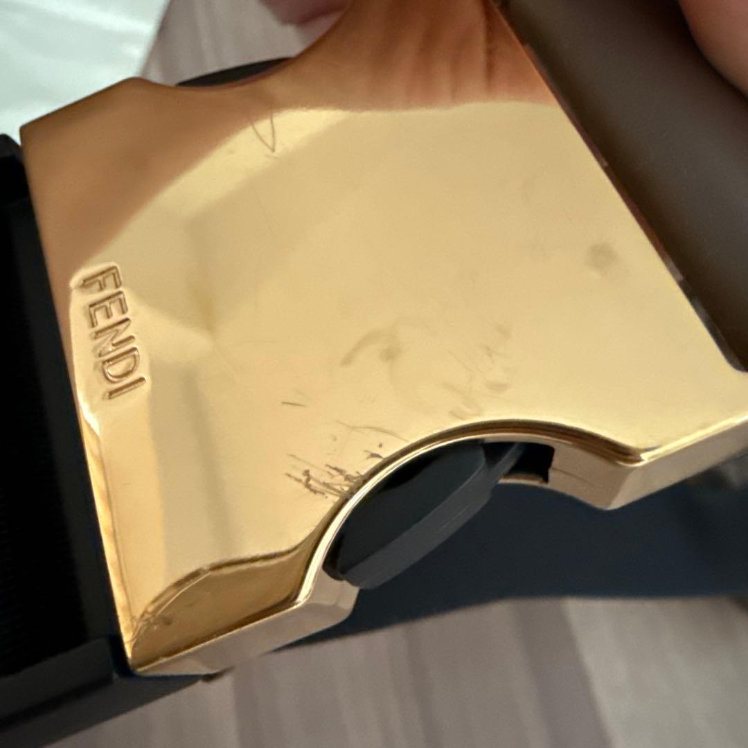 nana　FENDI ROMA ボディバッグ　フェンディ フィラ