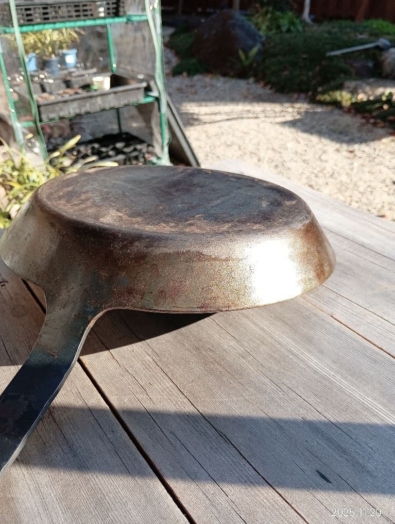 turk ターク classic frying pan 26cm