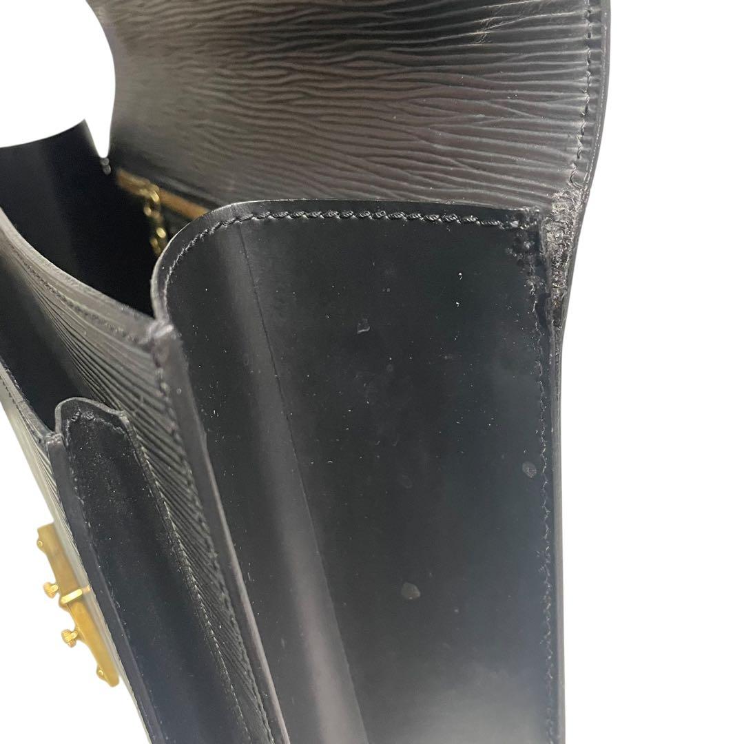 ルイヴィトン エピ モンソー28 ノワール ハンドバッグ