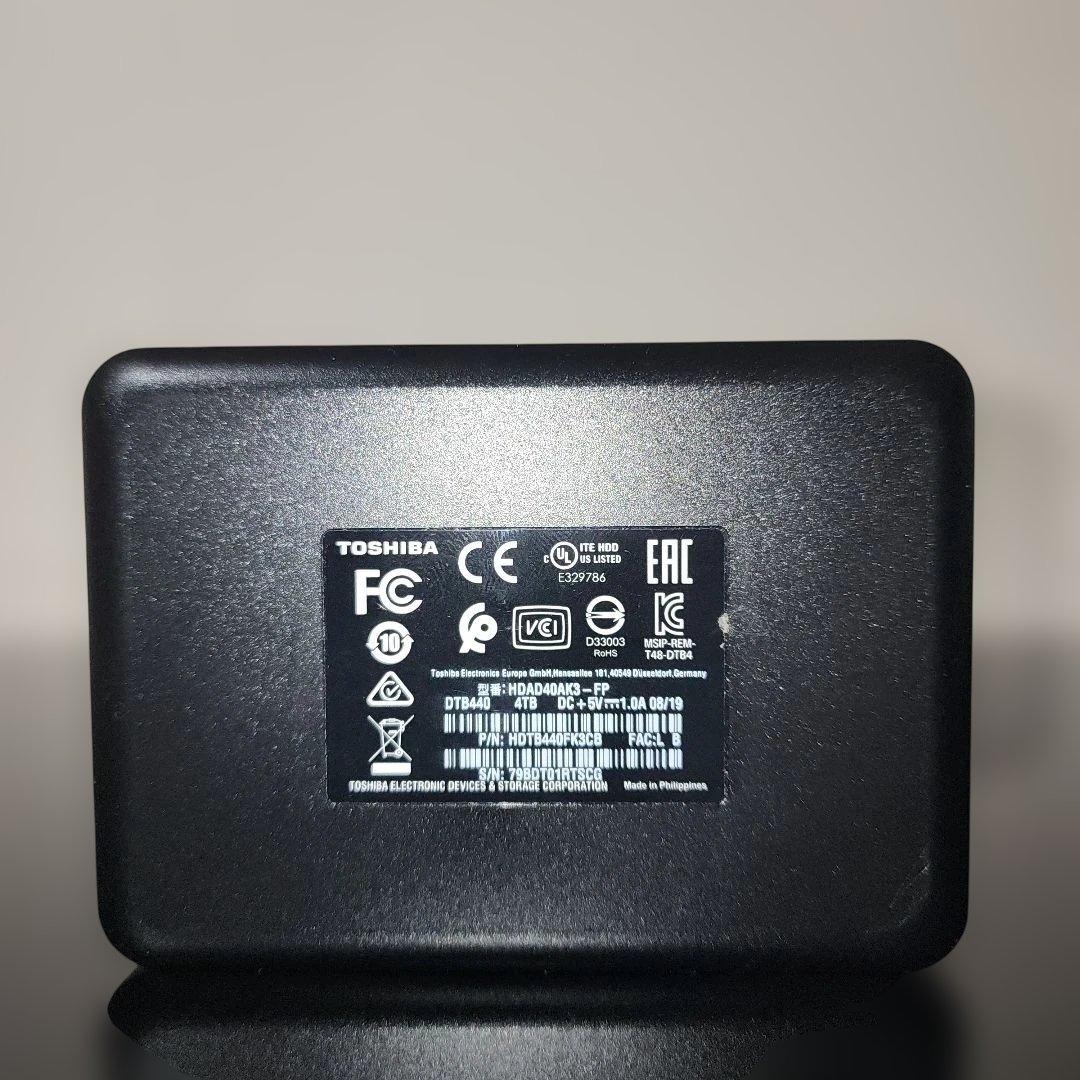 TOSHIBA ポータブルハードディスク 4TB