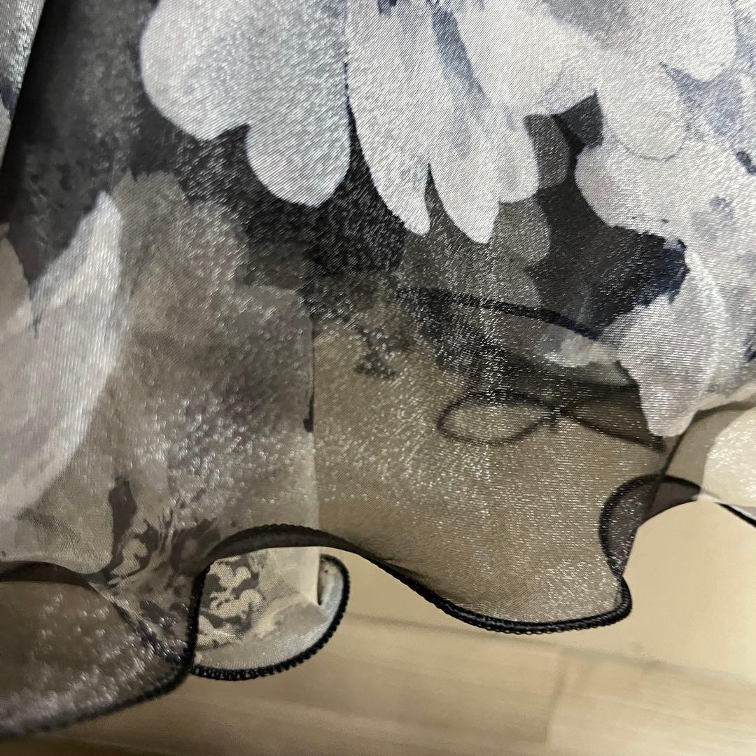 新品 社交ダンス スカート コサージュ付きモノトーン花柄プリント