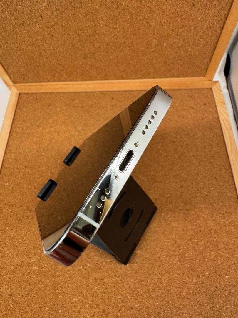 iPhone 13 Pro シルバー 256 GB バッテリー100%