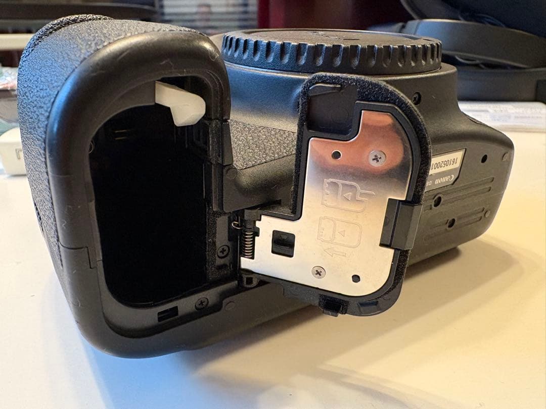 mmRj さん専用 Canon EOS 6D Mark II 本体と付属品