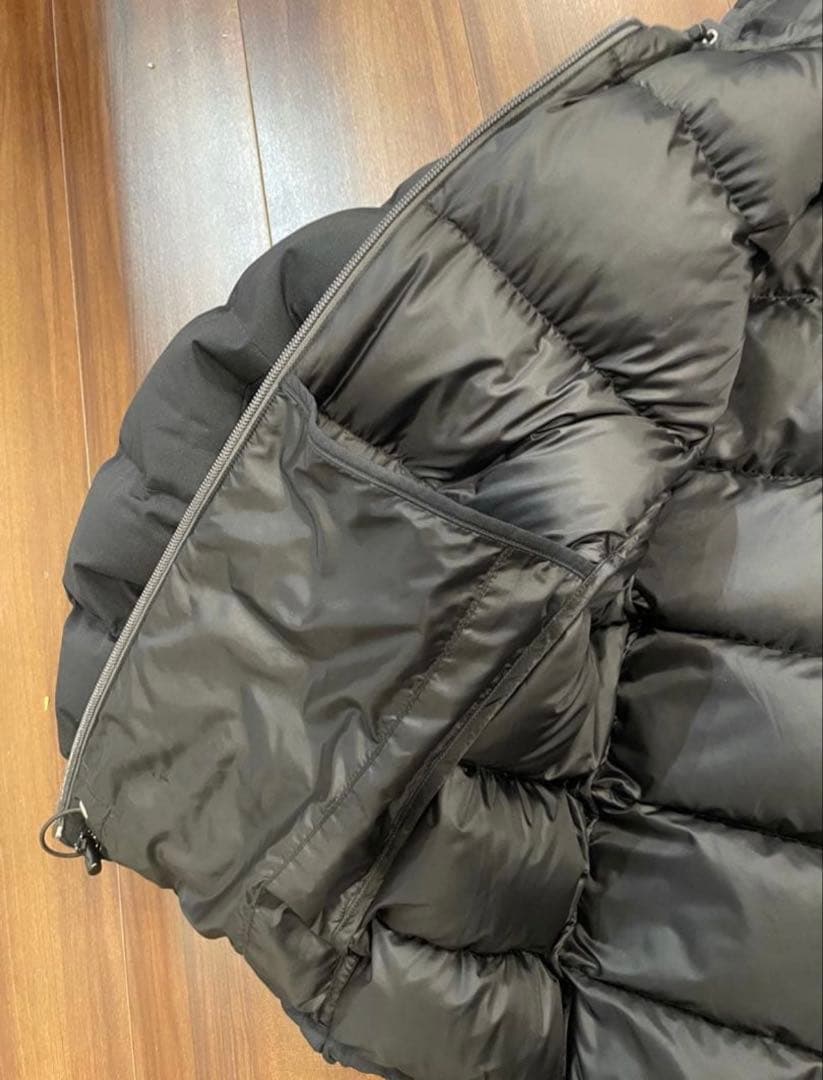 モンベルmont-bell パーマフロスト ライトダウンパーカ 1101501