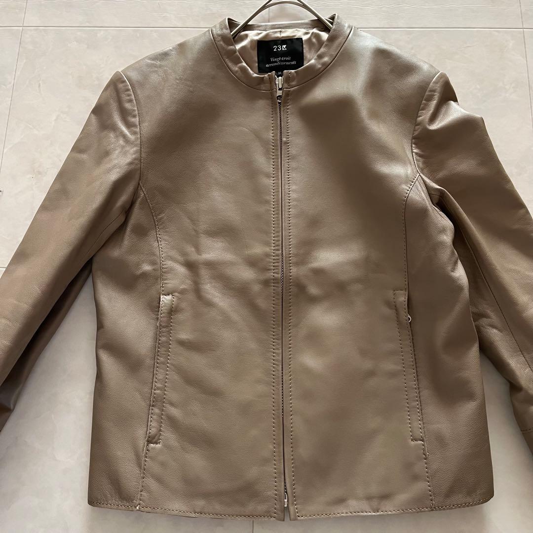 美品✨23区 シングルライダースジャケット　本革　羊革　グレージュ　34