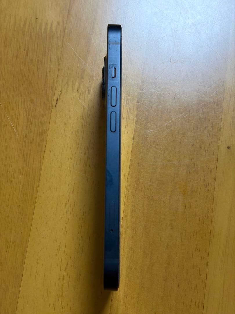 いち✨プロフ必読✨　Apple iPhone 13 ミッドナイト本体