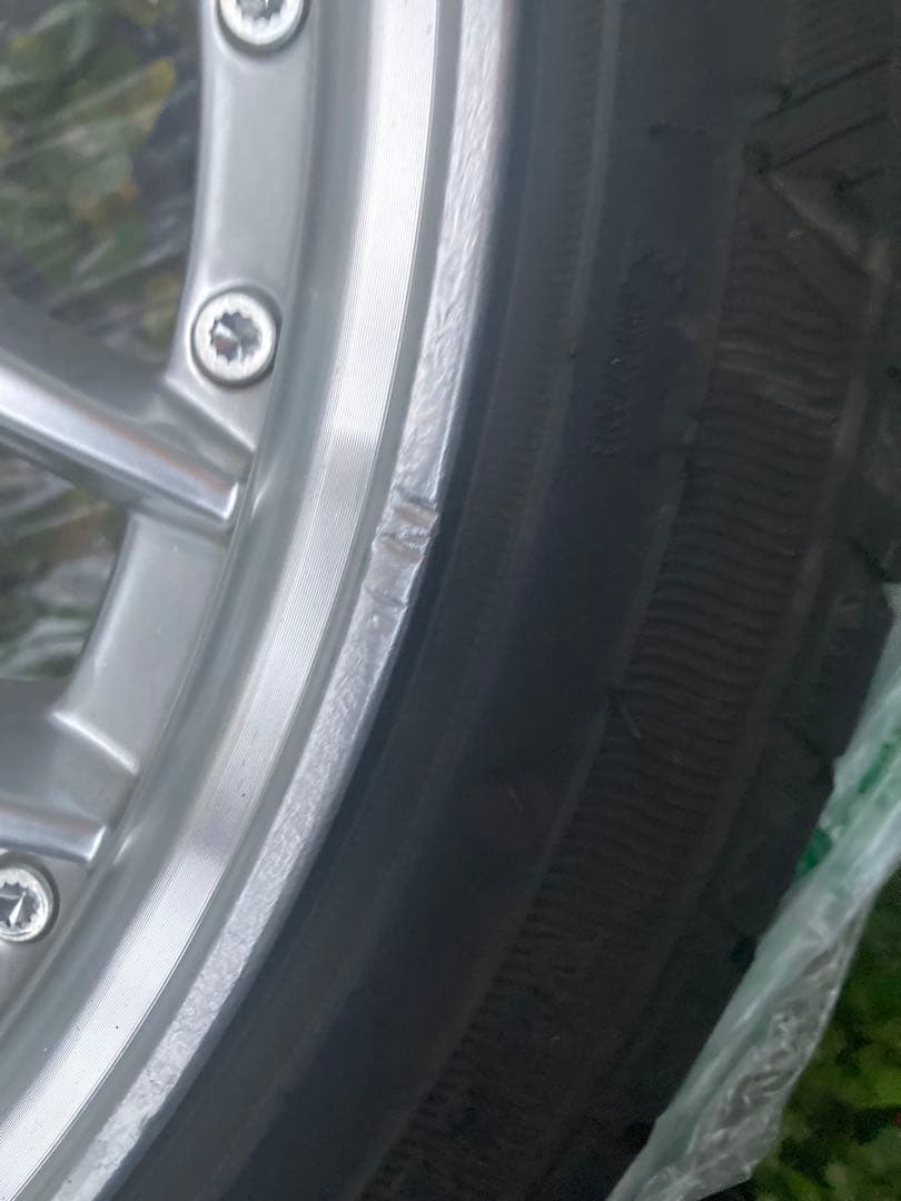 (4本セット)マルチフォルケッタ18インチ7.5 215/40R18