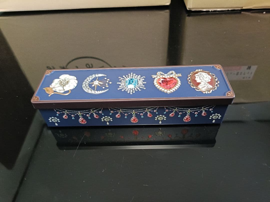 ビジュー缶（青）50缶入