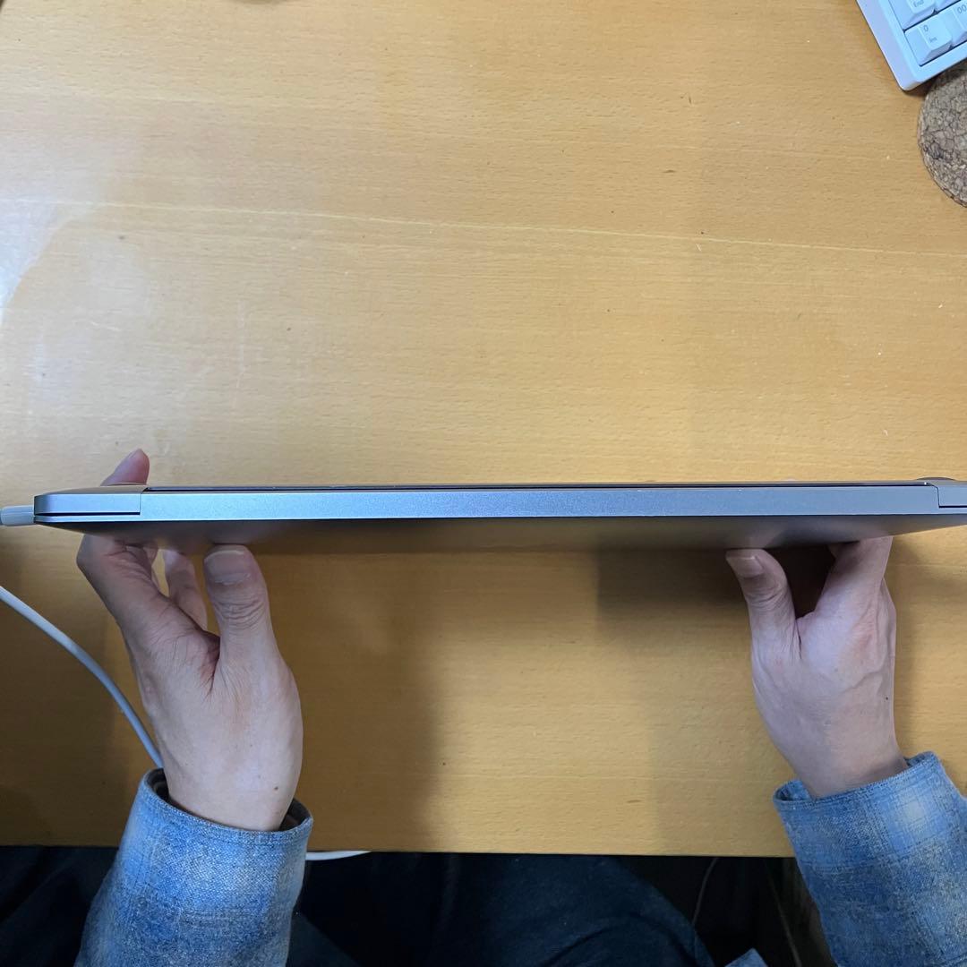 MacBook Pro 2020 intel 充放電186回 箱あり