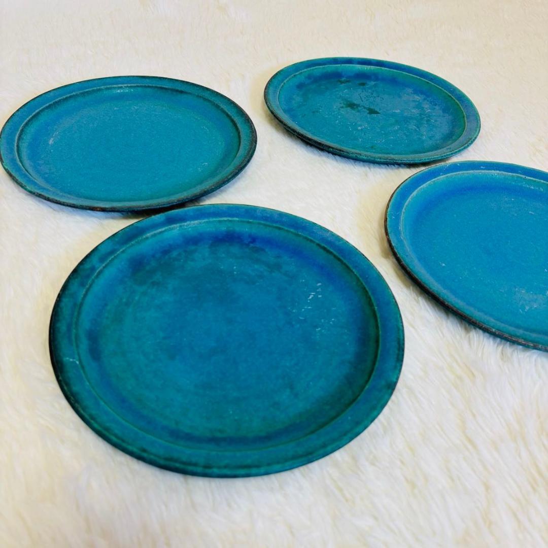青い陶器プレート 4枚セット 未使用 食器 約23.8cm トルコブルー