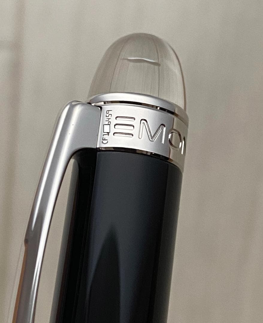 未使用に近い モンブラン スターウォーカー ブラックレジン プラチナ ボールペン