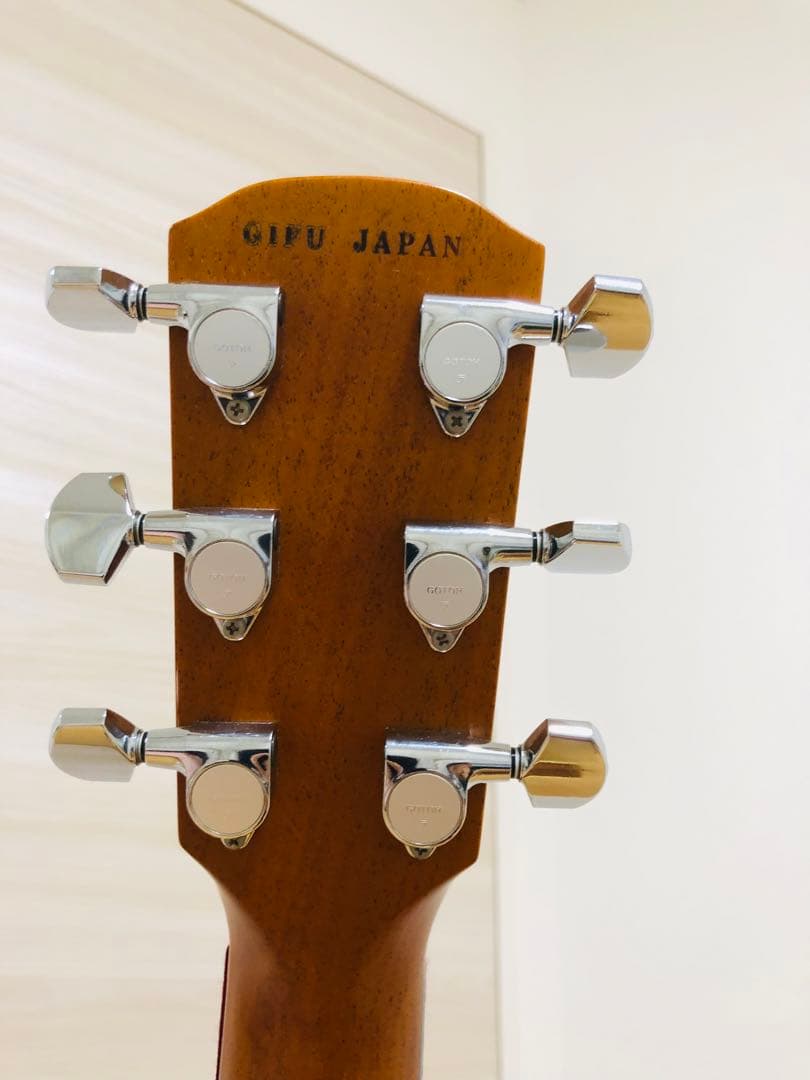 日本の熟練職人が手がける高品質アコースティックギターK.Yairi SBL-1A