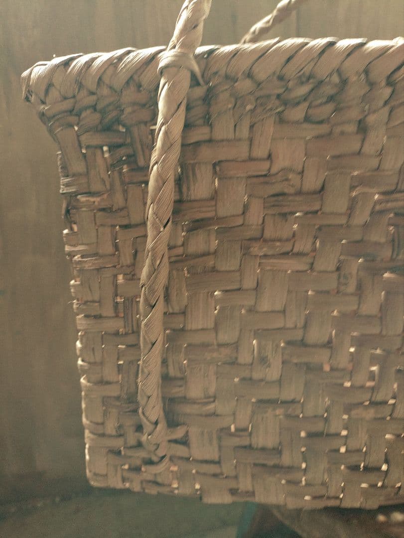 たけさくさま専用。信州安曇野の山葡萄かごバック。里山手仕事