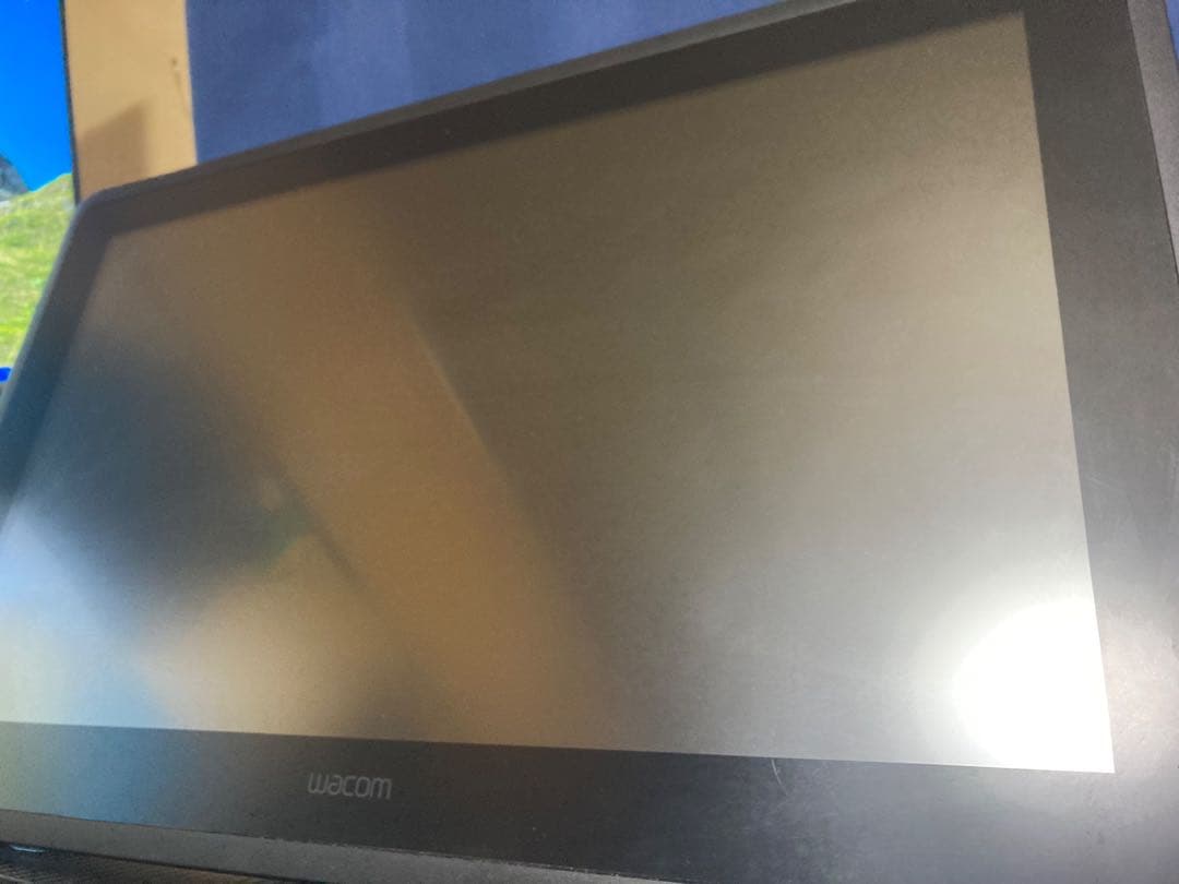 Wacom Cintiq22DTK2260 外箱あり