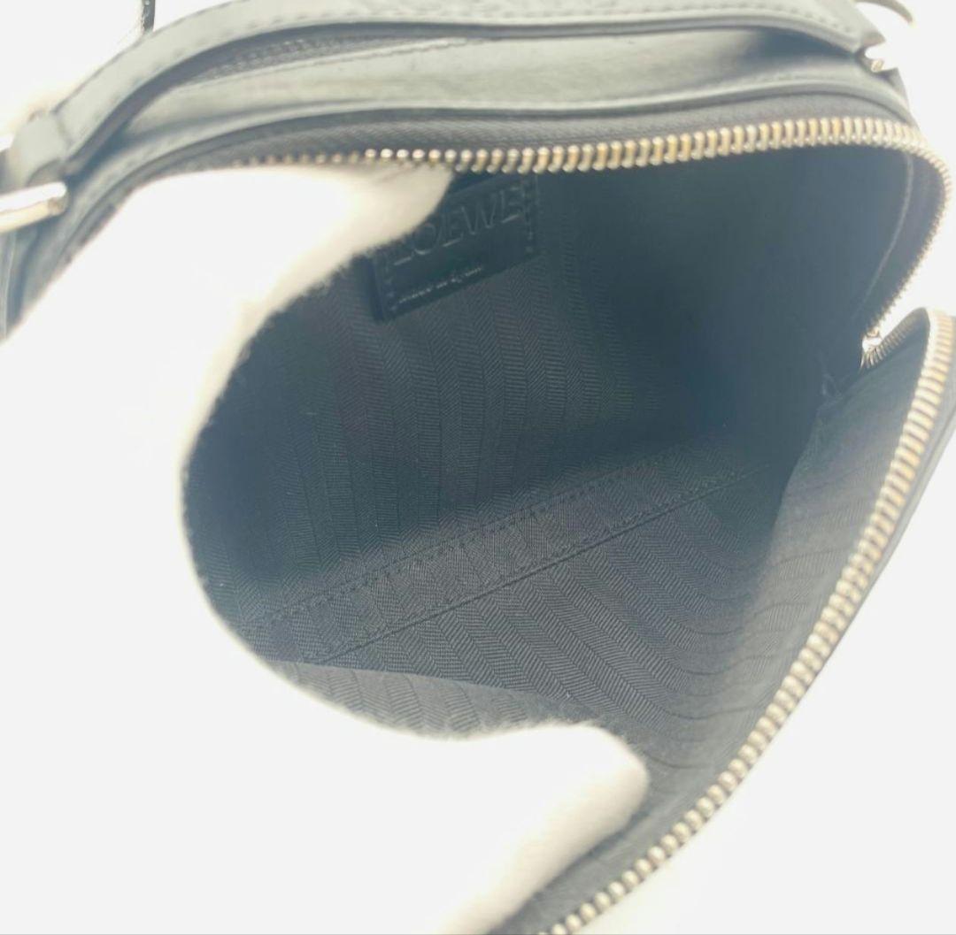 【美品】ロエベ クロスボディ カメラ バッグ ブラック ショルダー