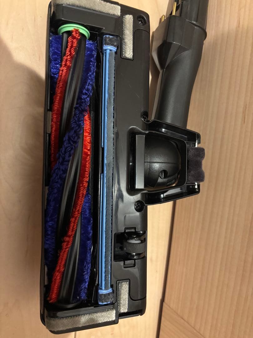 日立 HITACHI コードレスクリーナー 掃除機　PV-BHL4000J