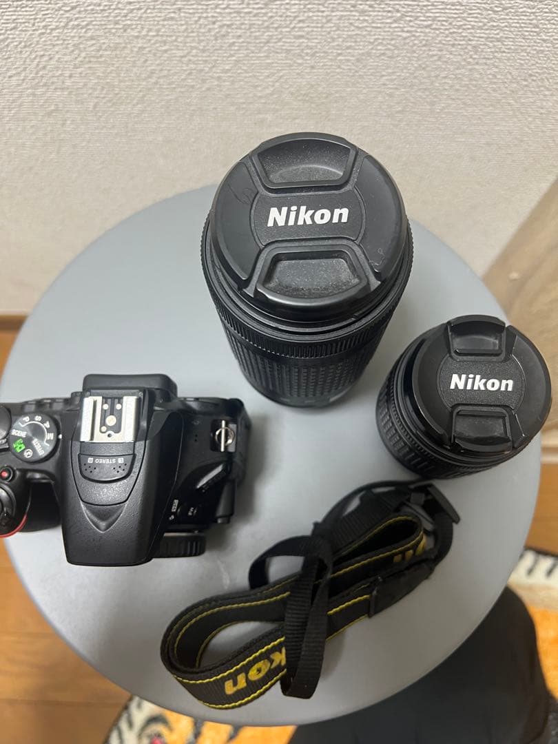 Nikon D5600 デジタル一眼レフカメラ　ダブルズームキット