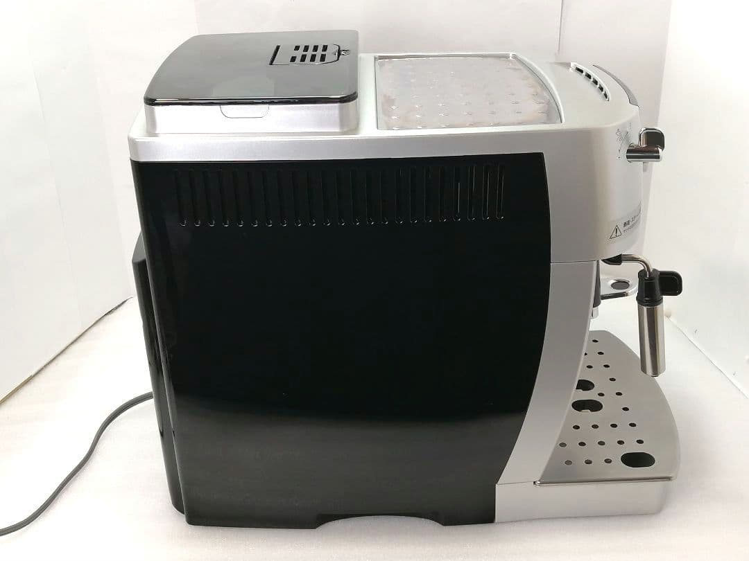 デロンギ　全自動コーヒーマシン　マグニフィカS　ECAM22110SBHN　21