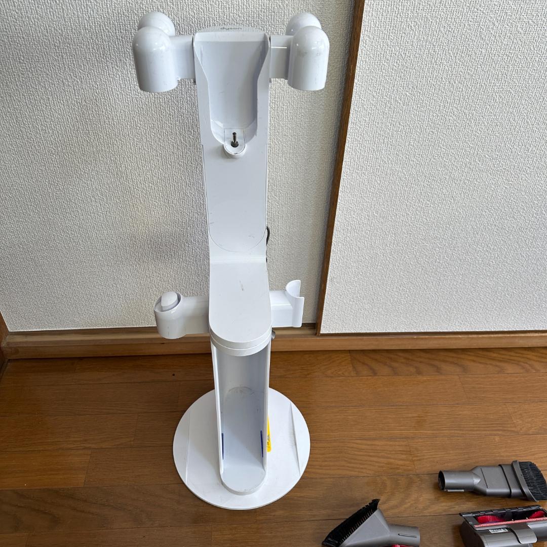 動作確認済　dyson　SV12　V10　フロアドック完備　ダイソン　コードレス