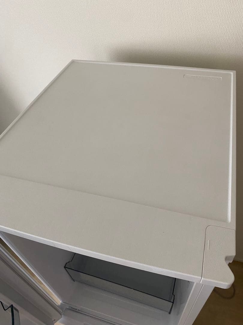 SHARP 冷蔵庫 ホワイト　SJ-D18H 説明書あり　1人暮らし