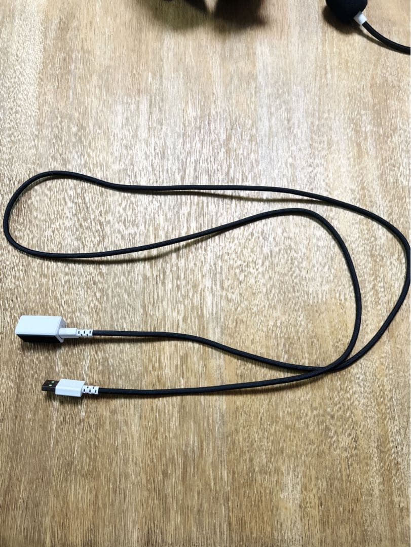 ヘッドホン RAZER BLACKSHARK V3 WHITE EDITION