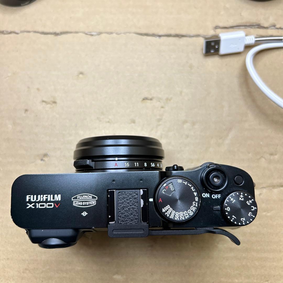 Fujifilm (富士フイルム) X100V デジタルカメラ　ブラック