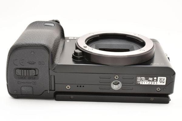 ソニー α6000 ダブルズームレンズキット ミラーレスカメラ