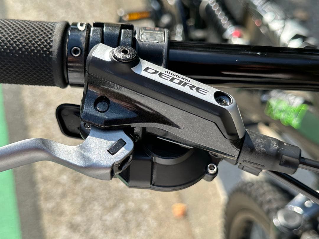 ジャイアント　カスタム　油圧ブレーキ　ホイール　ステア