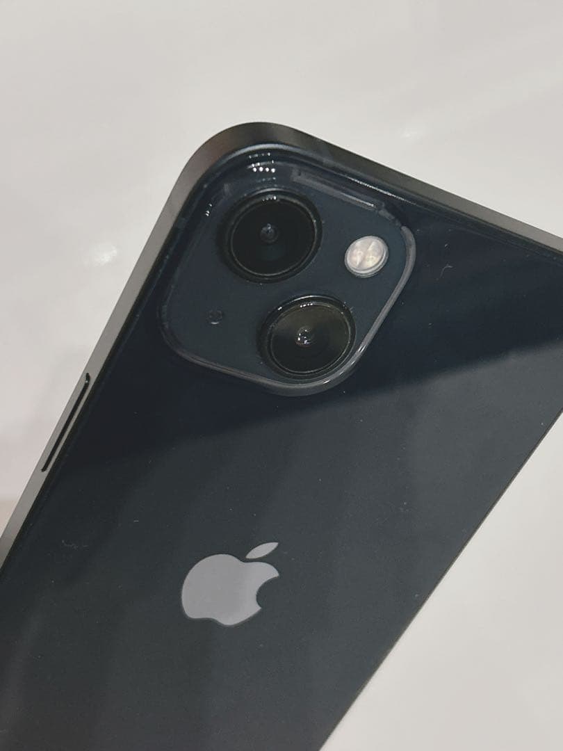 Apple iPhone 13 ブラック 本体