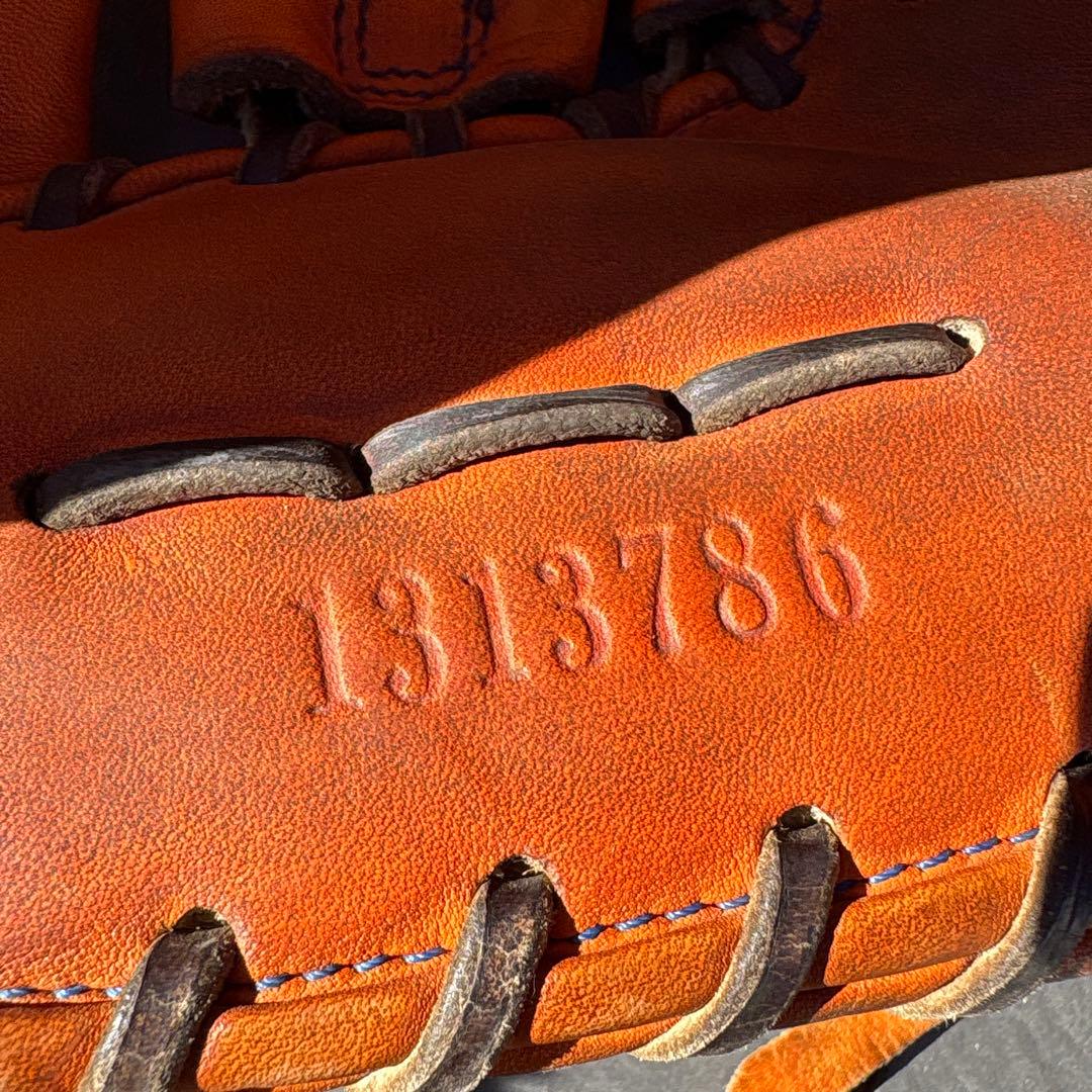 Under Armour 硬式用 ファーストミット オレンジ