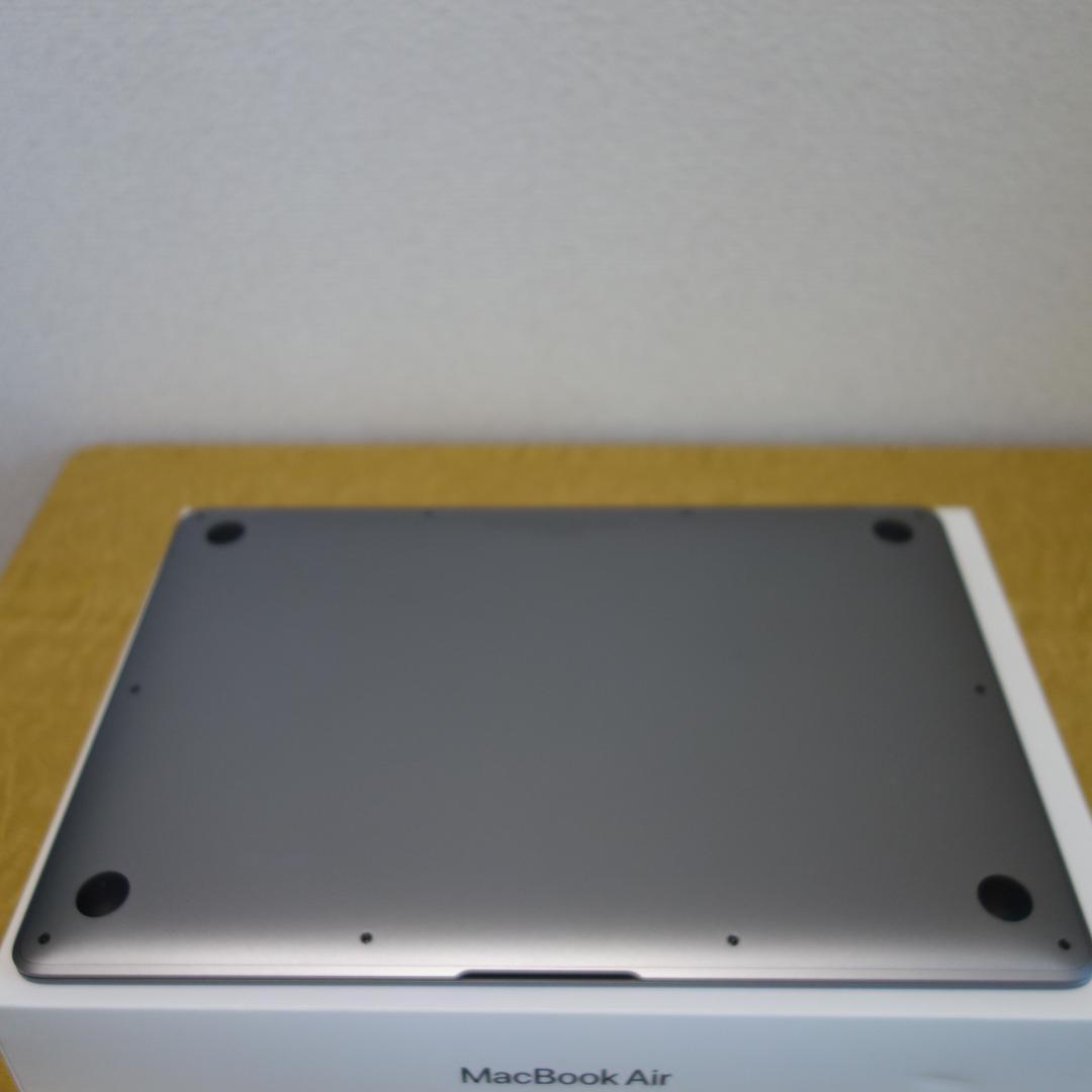 283）MacBook Air 2020 Apple　M1/8GB/SS256G