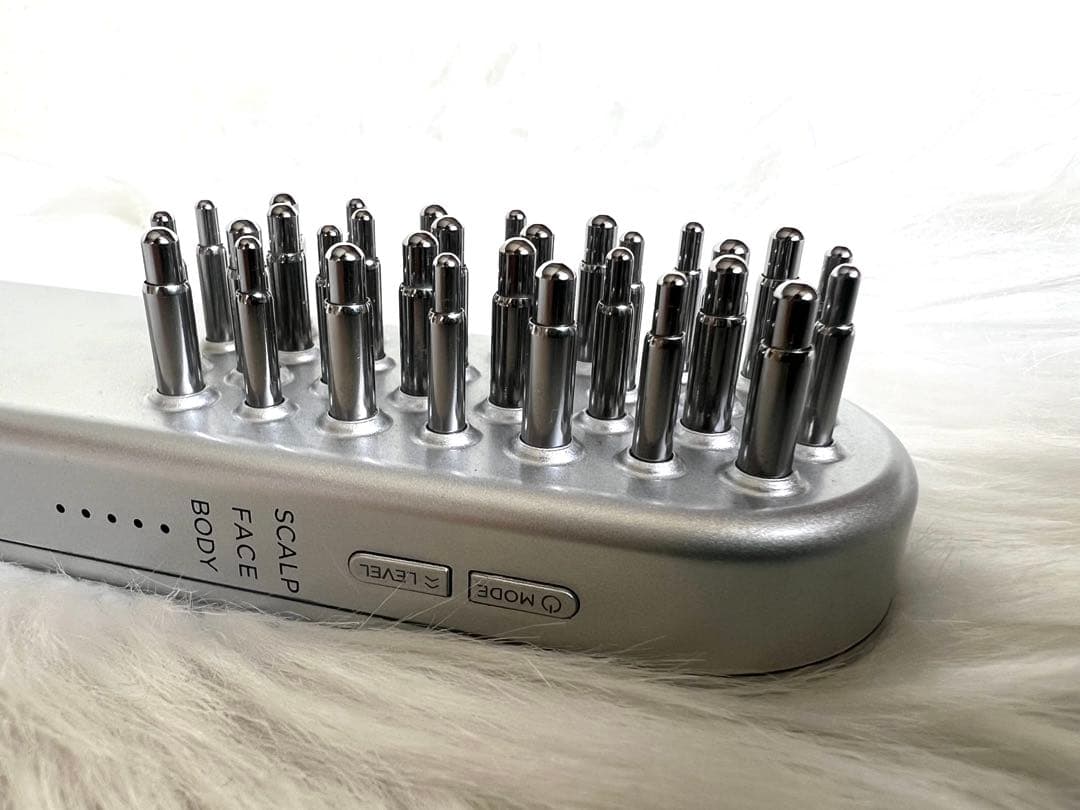 SALONIA 】サロニアEMSブラシ 美品！Gマーク受賞品！リフトアップ