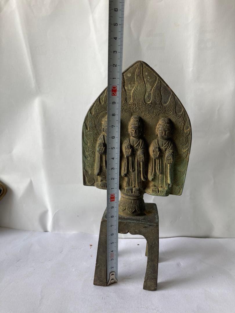 古董，中國古佛像，古銅製，光背裹に銘文が有リます，重約1100克