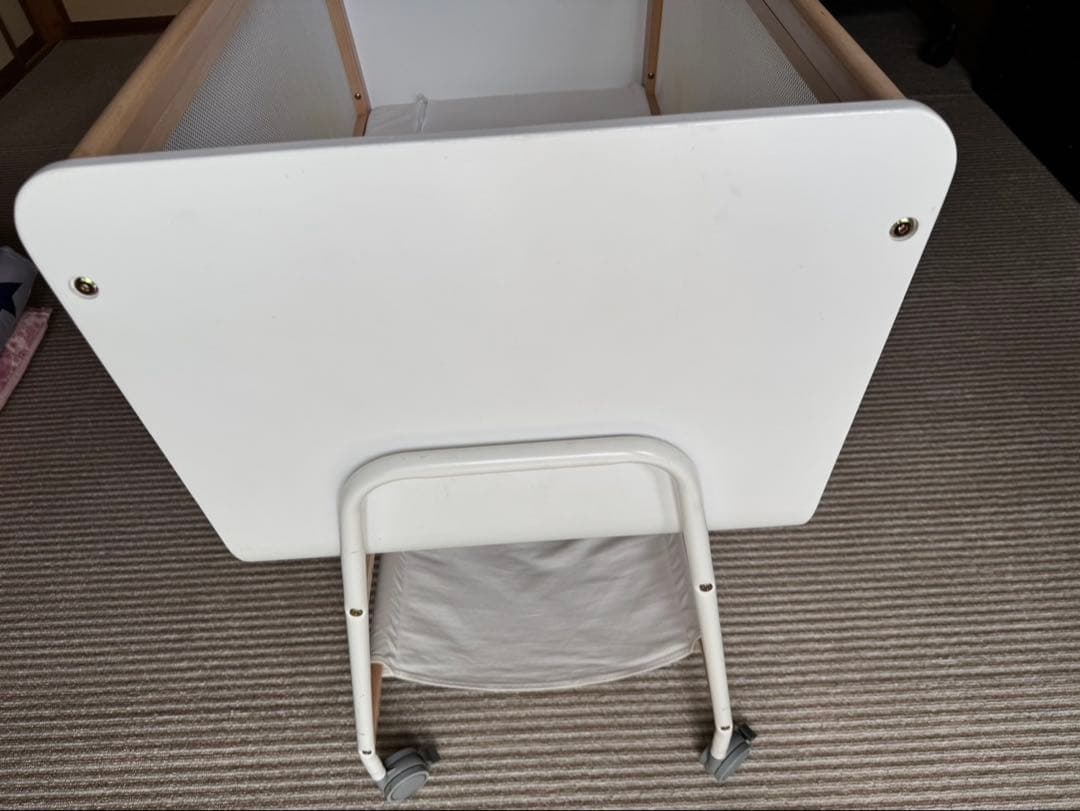 リリワゴン2　コンパクトベビーワゴン リリワゴンⅡ ホワイト