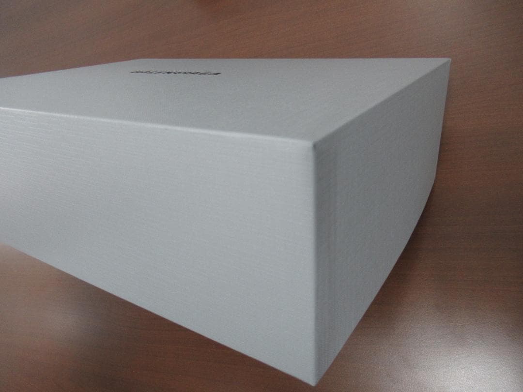 未使用 BALENCIAGA バレンシアガ ショルダーバッグ クロコ型押しレザー