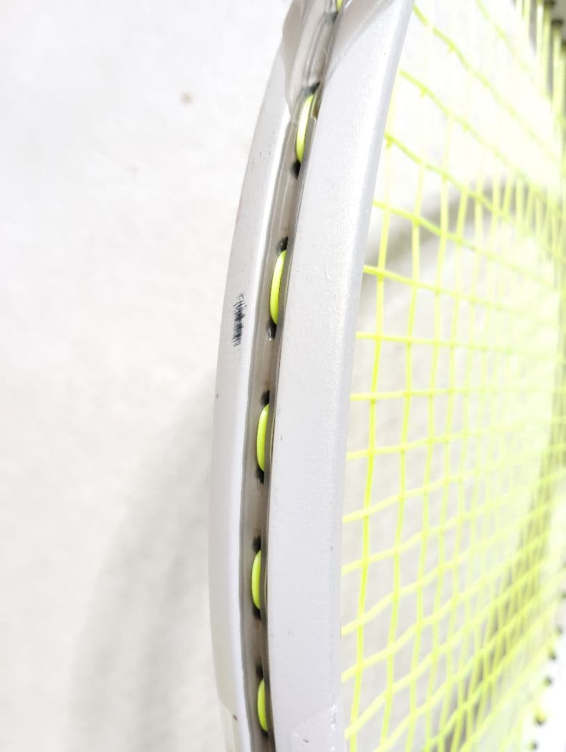 本日限定依頼値下　国内正規品 YONEX VCORE 100 テニスラケット