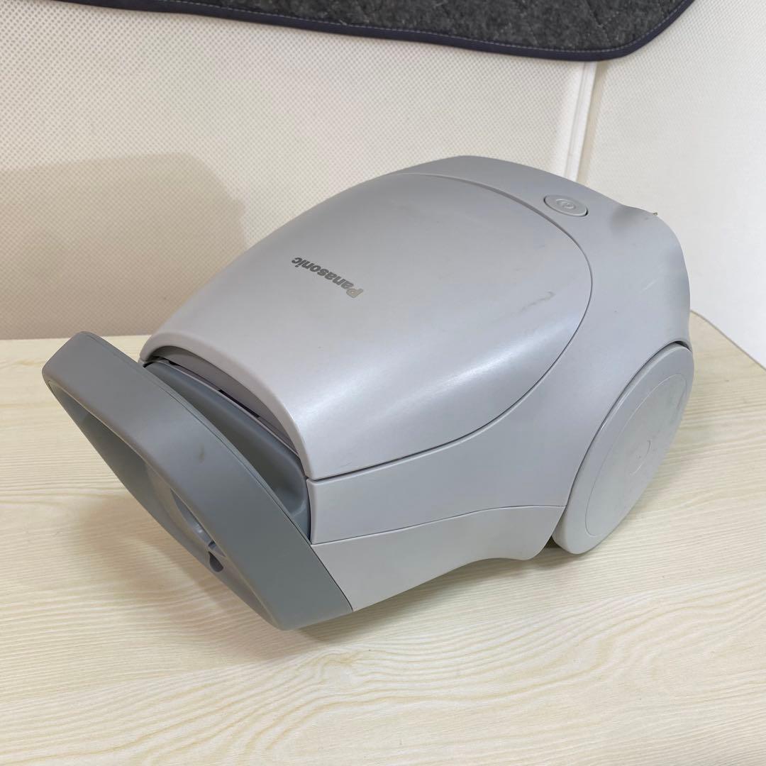 Panasonic パナソニック 電気掃除機 2023年製 MC-PJ22A