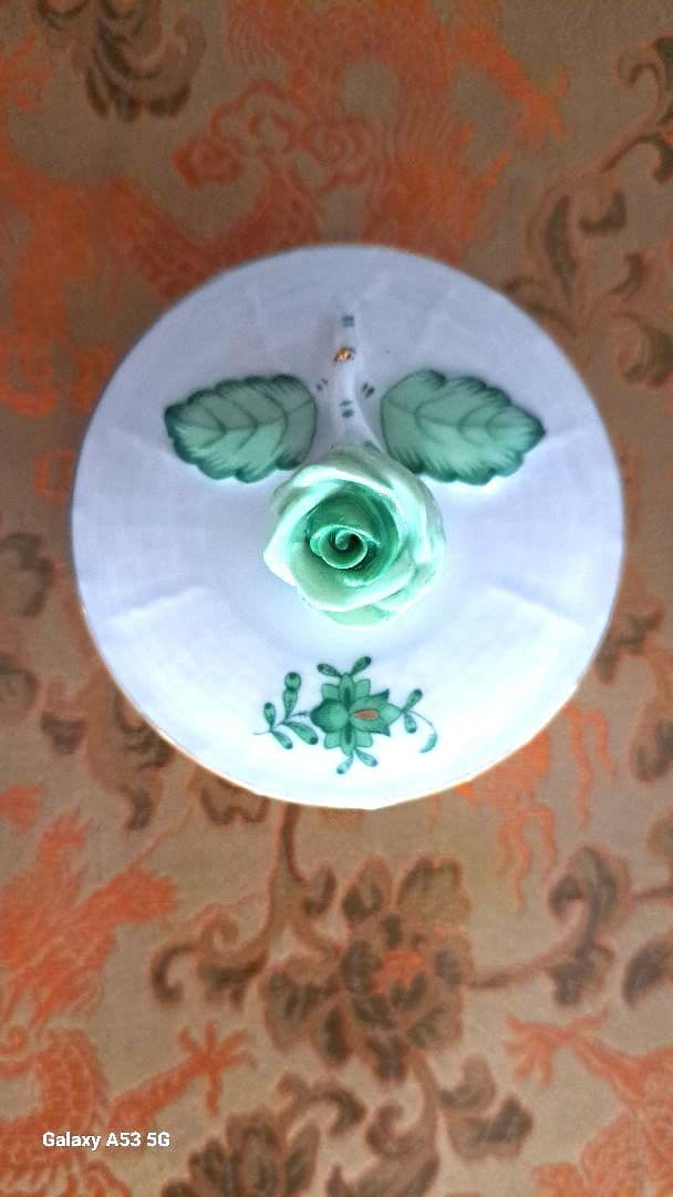 ヘレンドカップ2客とポットのセット