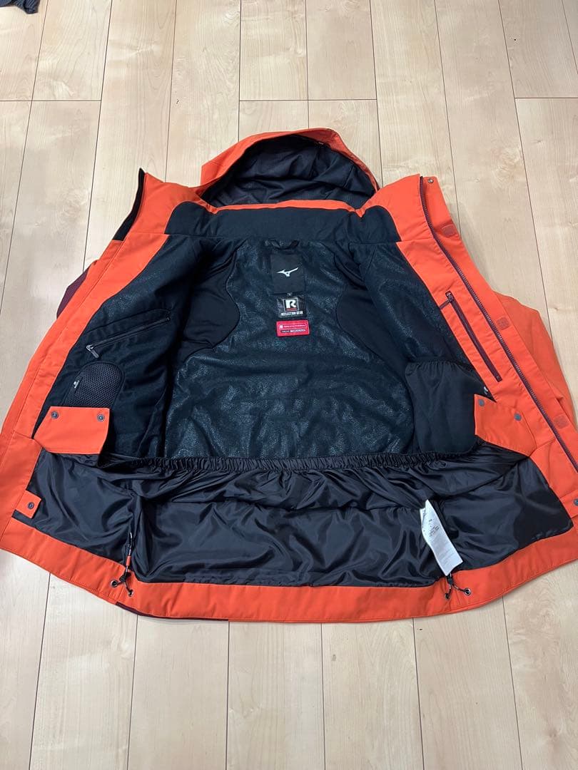 ミズノ　メンズスキーウェア　Lサイズ　新品未使用品！