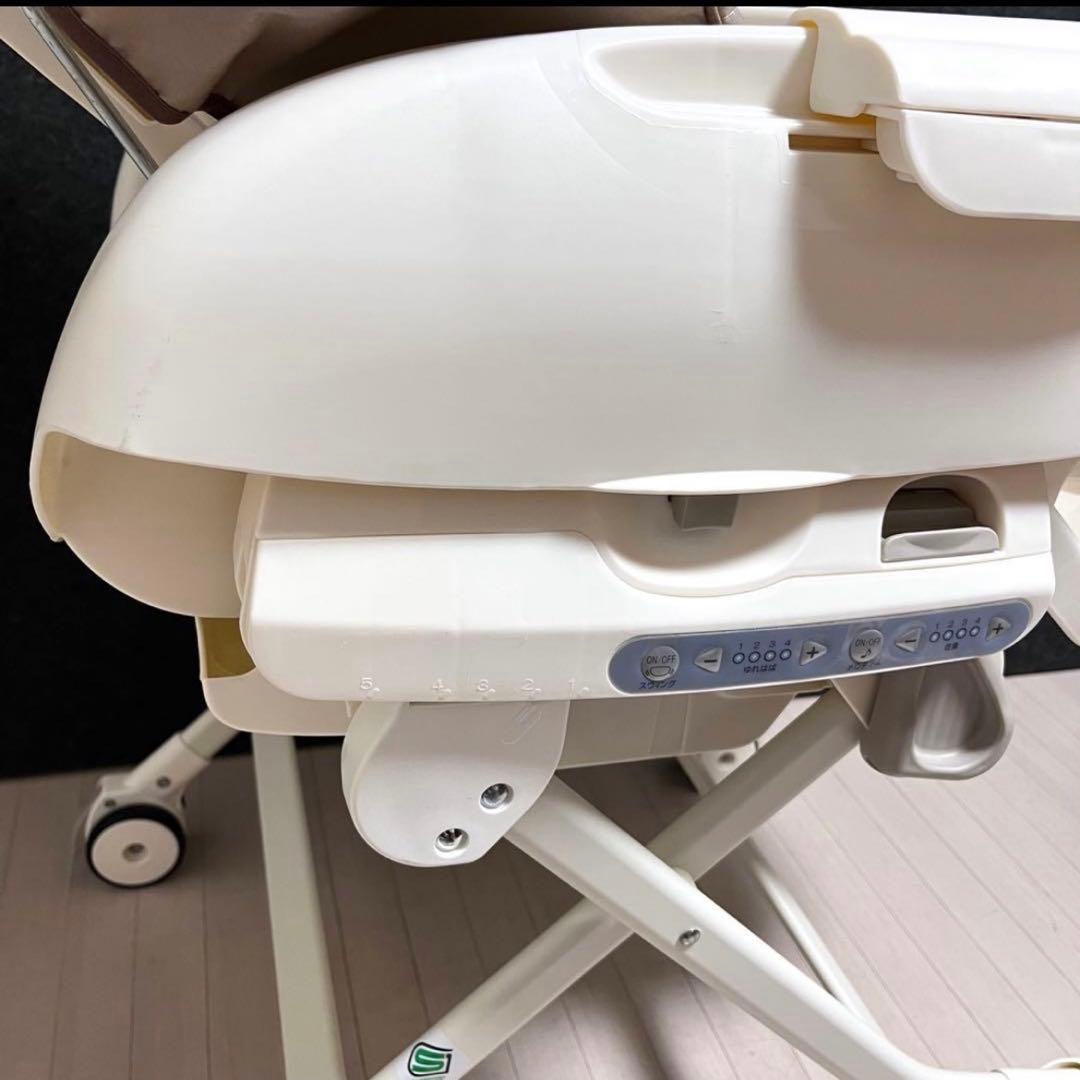 コンビ　ネムリラ　オートスウィング　エッグショック　ハイローチェア　ブラウン