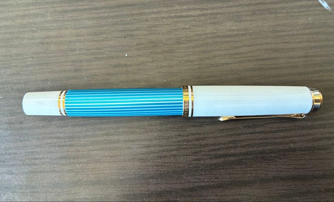 Pelikan ペリカン　M600　ターコイズホワイト　Fニブ